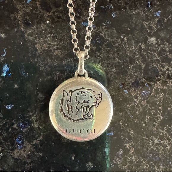 Authentic Gucci Silver Necklace – ‘Blind for Love’ & Tiger, 17” - Picture 1 of 7